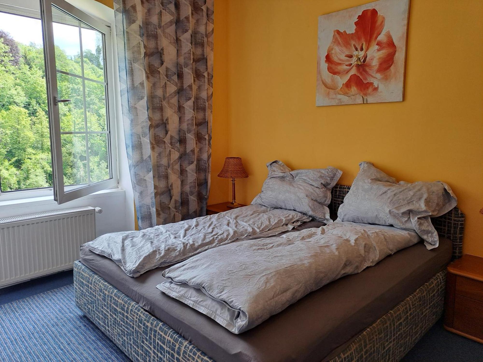 Thegarden Bed&Bike Apartment Gmunden Exterior photo